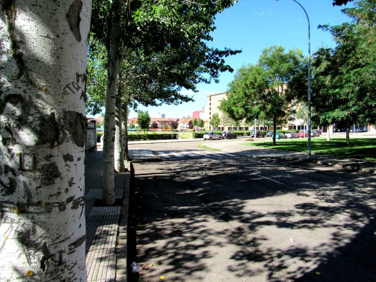 Appartement Www Parques De La Catedral Travel Com Parking Privado Gratis à León Extérieur photo